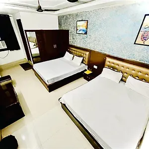 Premium Boston Family , Agra (Uttar Pradesh) India